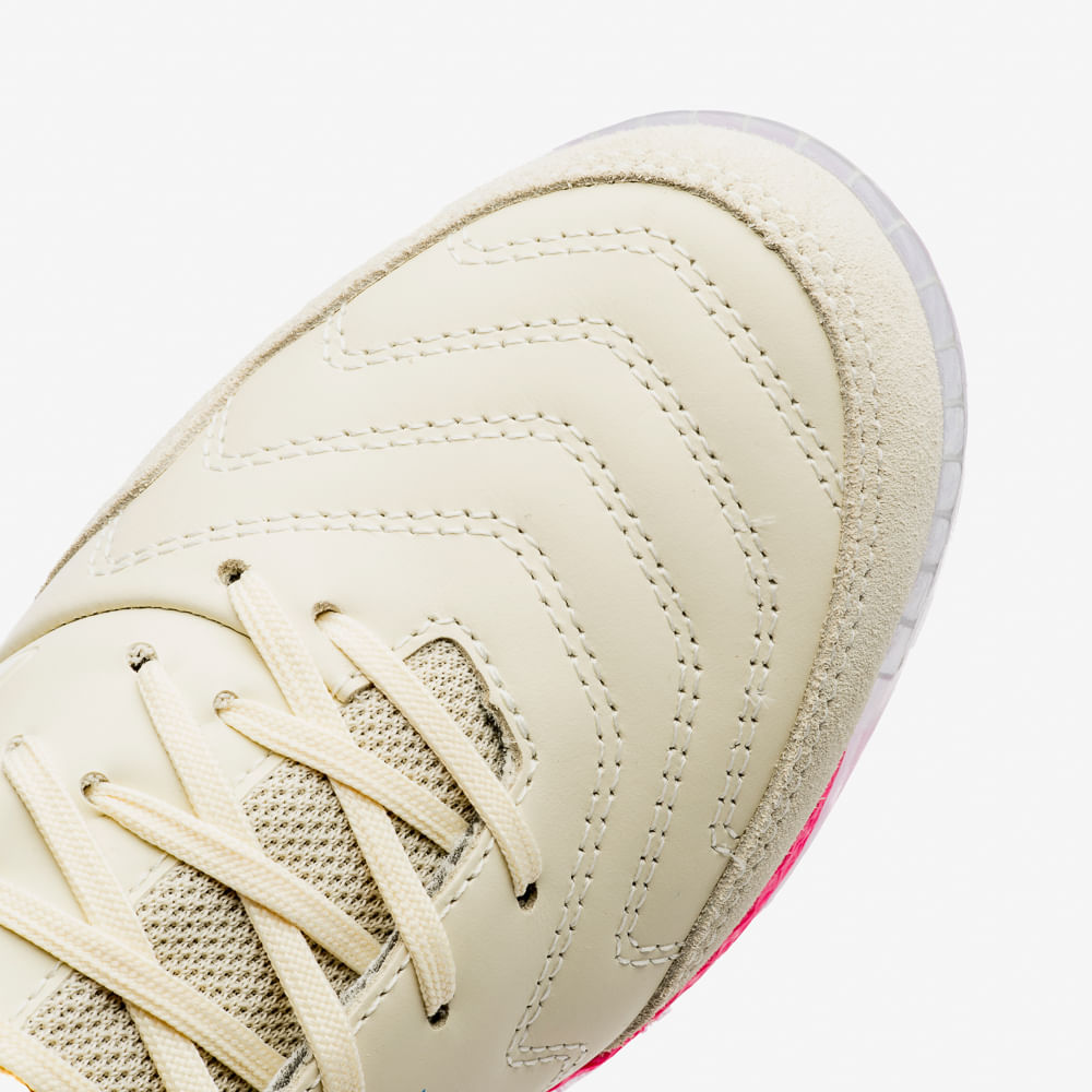 Chuteira Futsal Umbro Pro 5 Bump Rosa